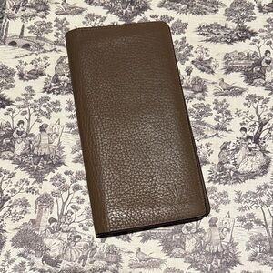 Louis Vuitton Taupe Taurillon Leather Braza Wallet